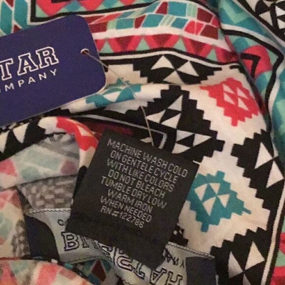 Aztec pattern maxi dress open back in medium - Picture 15 of 15